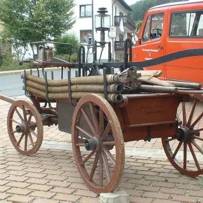 Historische Feuerspritze